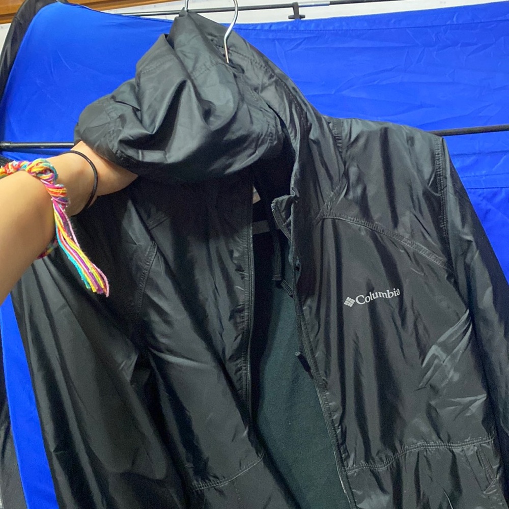 Columbia black jacket with fleece inside